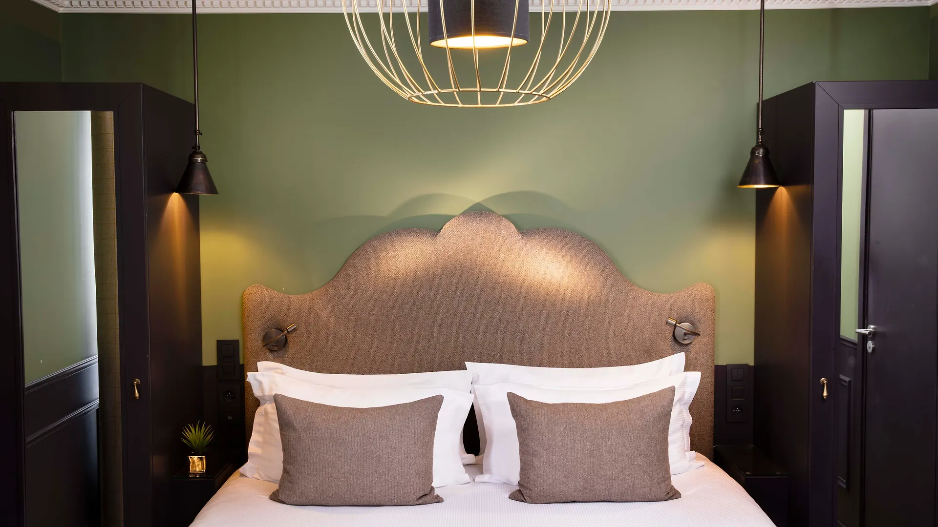 Monsieur & 4* Paris