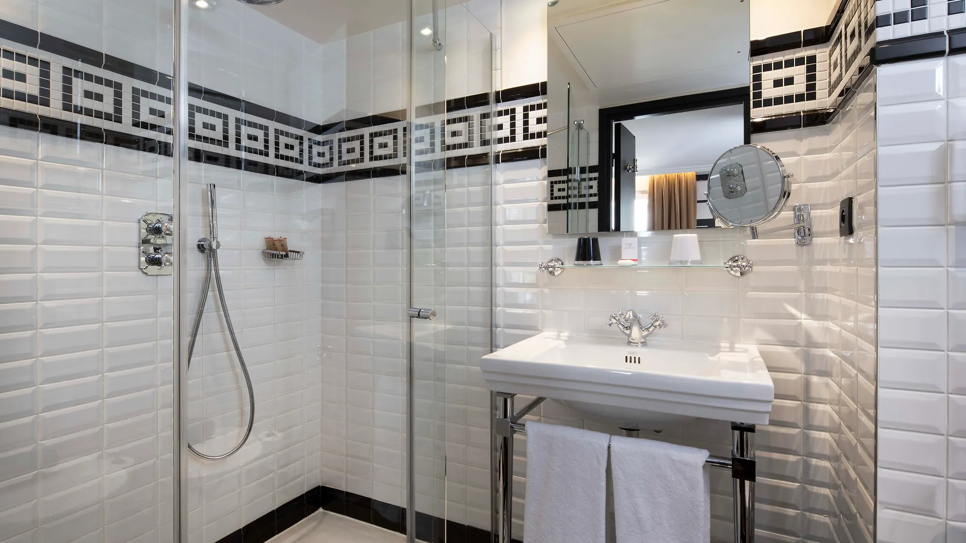 Hotel Monsieur & Paris